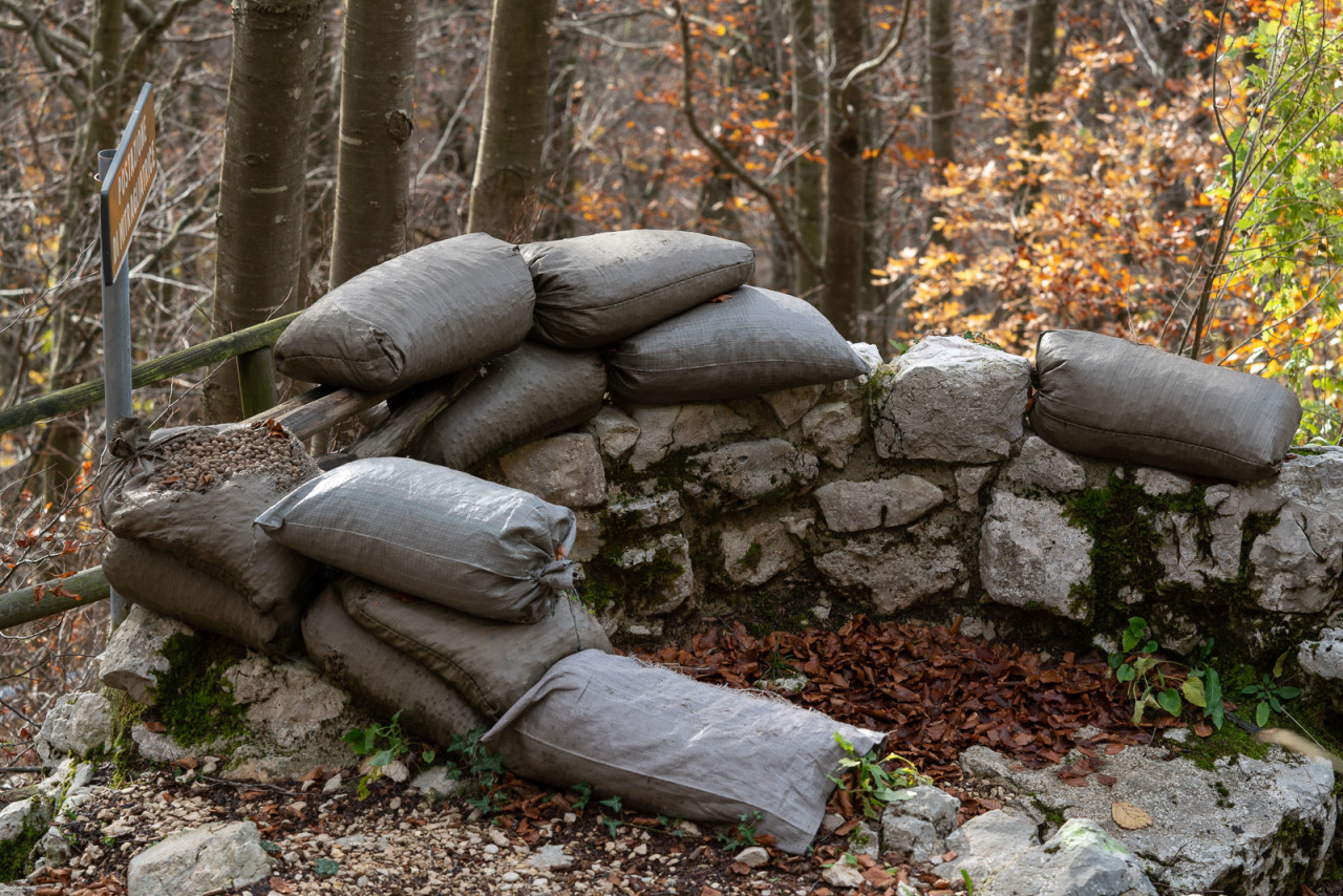 Postazione mitragliatrice della Grande Guerra