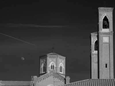 Voli pindarici tra Tempio Ossario e Luna all'infrarosso